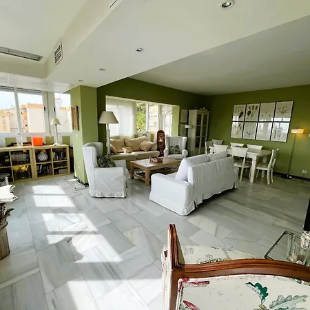 Center Ricardo Soriano 6 Persons - At 250 M Marbellac